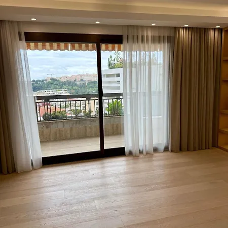 Apartman Luxury In The Heart Of Principality Of *