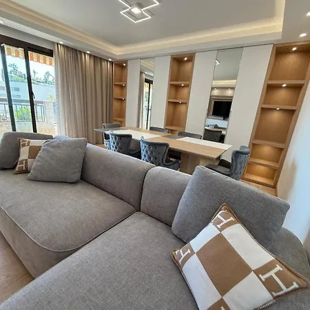 Apartman Luxury In The Heart Of Principality Of *