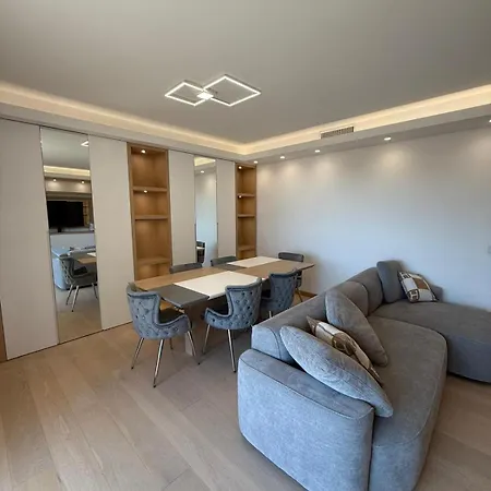 Apartman Luxury In The Heart Of Principality Of