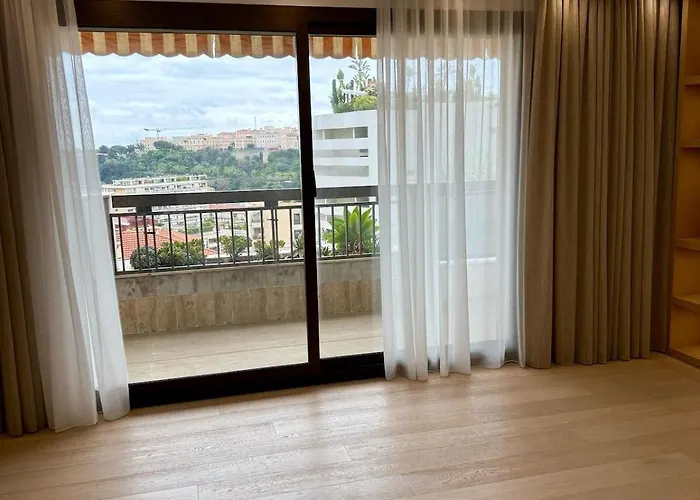 Apartment Luxury In The Heart Of Principality Of *
